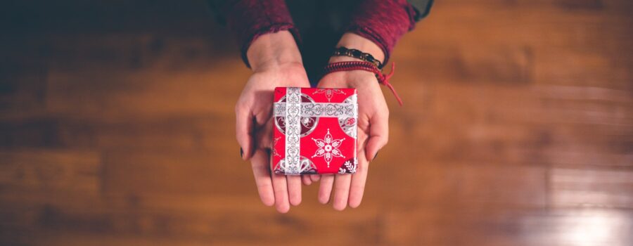 free ways to give back holiday